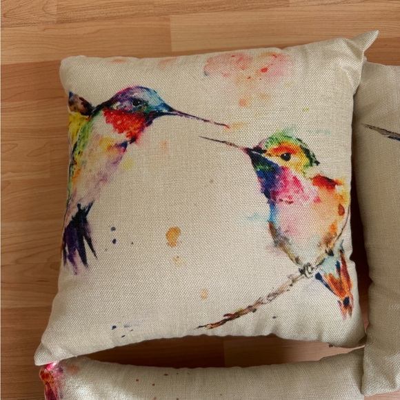 Humming birds pillow - Picture 2 of 6